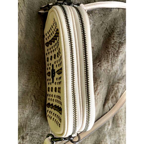 COACH PEBBLE LEATHER‎ ALL STUD GROMMETS CROSSBODY BAG NWOT DOUBLE ZIPPER SMALL - Picture 5 of 15